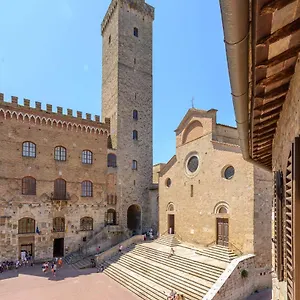 Sangi - With Amazing View Of The Duomo Apartamento